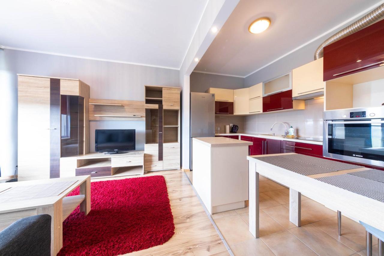 Apartament Z Widokiem ビャウィストク エクステリア 写真